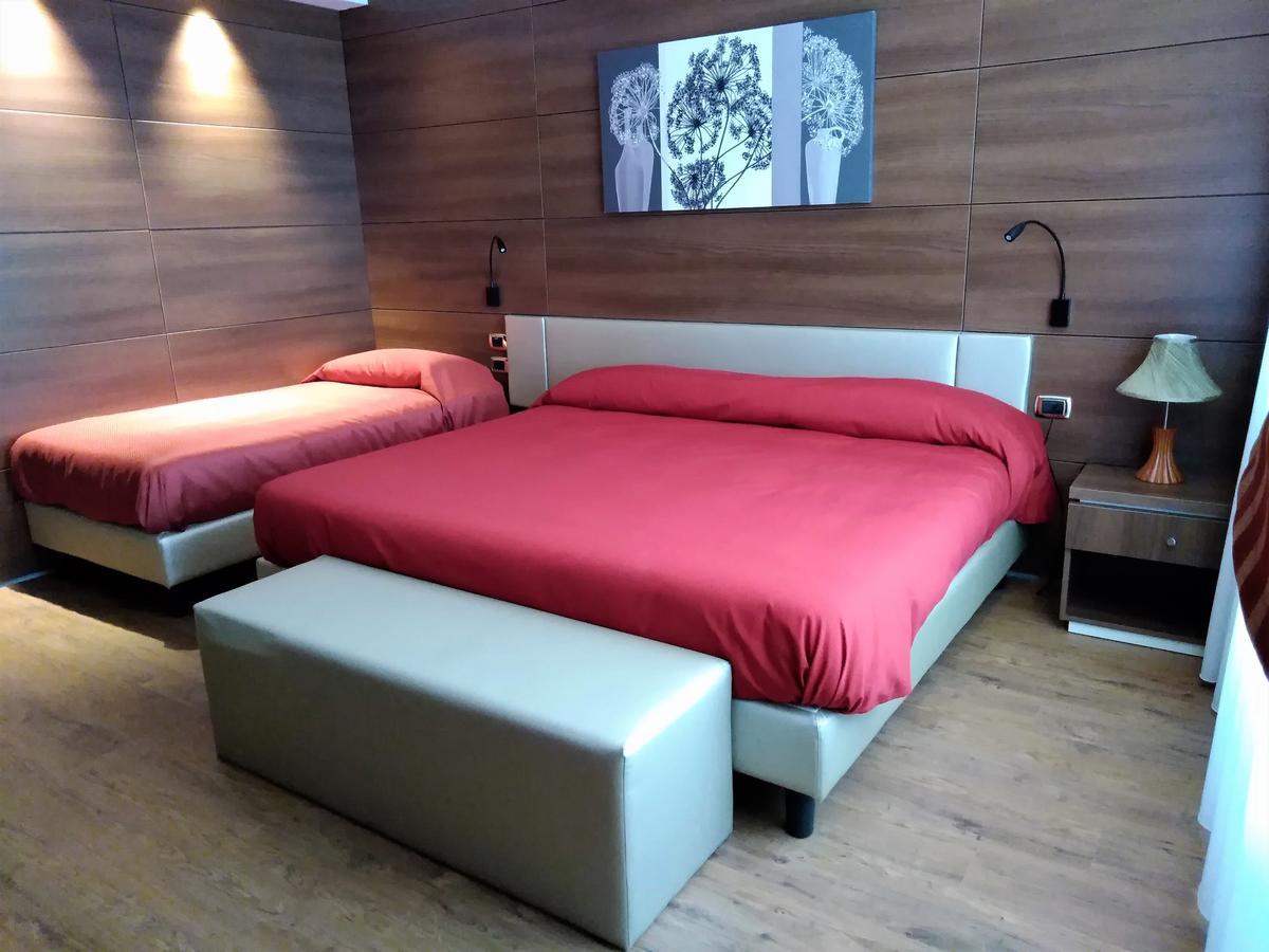 Family Center Hotel Atena Lucana Eksteriør billede